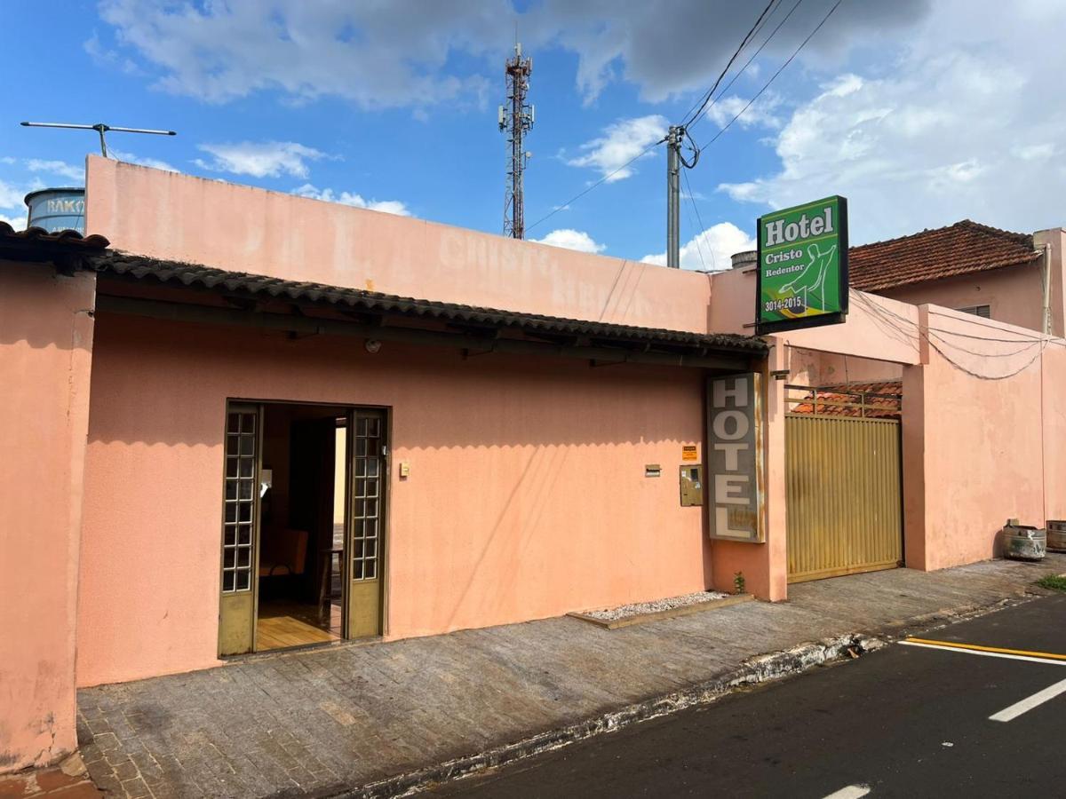 Hotel Cristo Redentor Jataí Kültér fotó